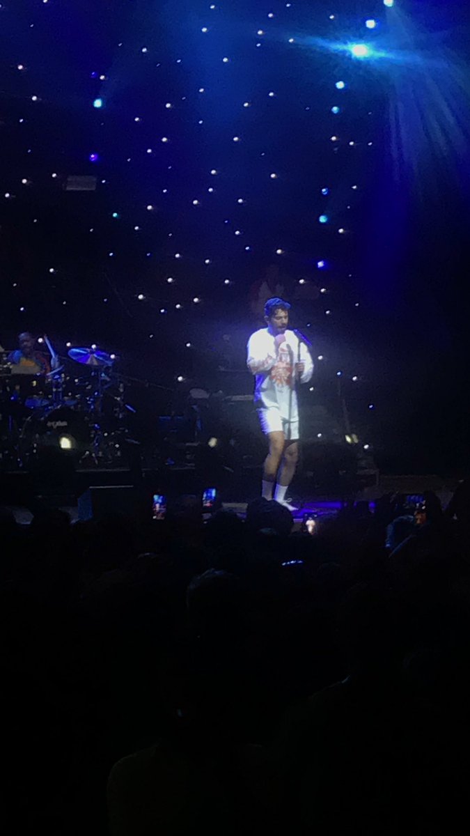 savis_waylessad's tweet photo. *HAPPY BIRTHDAY* @jonbellion https://t.co/PwuQ0gBc6U