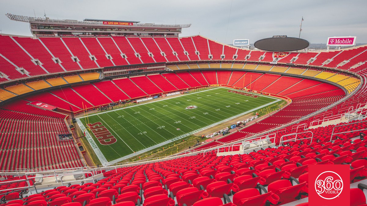 Chiefs's tweet photo. The stage is set 🏟 https://t.co/TQTWApBzzS