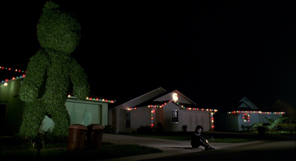 TheCinesthetic's tweet photo. Edward Scissorhands (1990) dir. Tim Burton
https://t.co/gLNEloWKA0