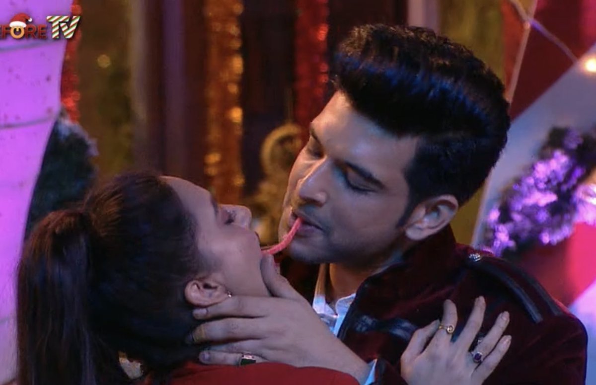 MeghadutiM's tweet photo. The candy game 🥺🥺😩😩

Omg 😱 It’s looks so hot 🥵❤️‍🔥

DIL KI DHADKAN TEJRAN 

#TejRan https://t.co/oDlKDwr3Iv