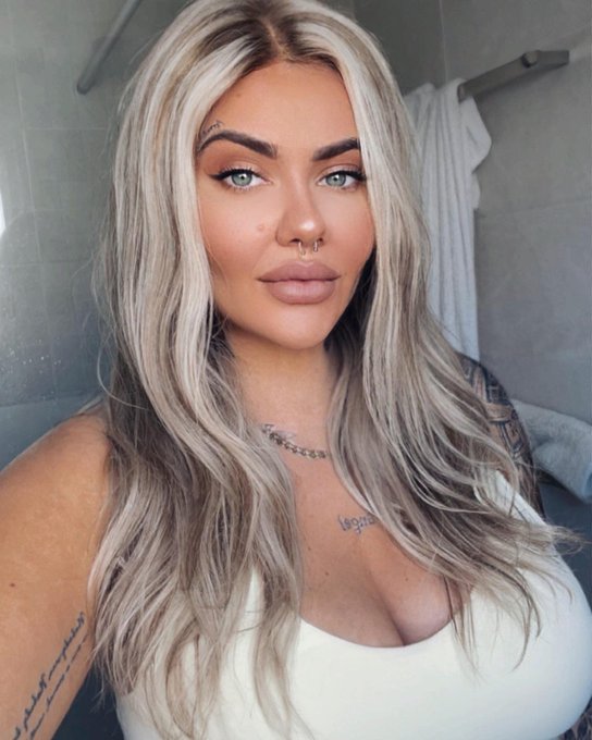 My ONLYFANS is FREE today!!!! Over 1000+ posts 😜😜😜ONLY today! https://t.co/L01Pd7IFBl https://t.co/3