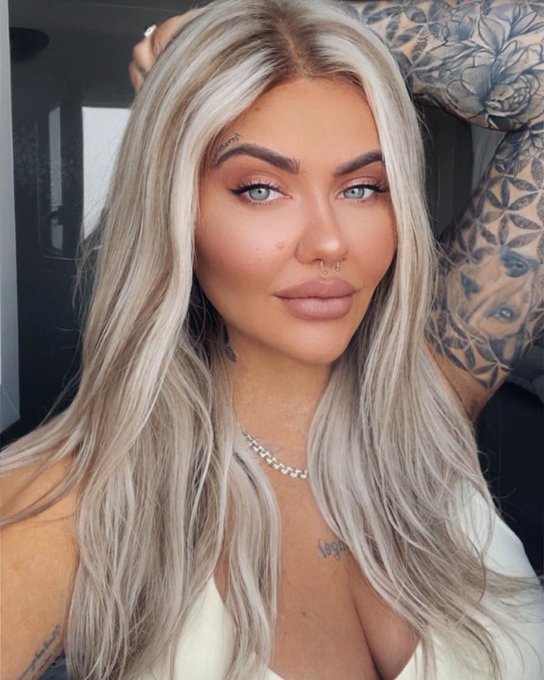 My ONLYFANS is FREE today!!!! Over 1000+ posts 😜😜😜ONLY today! https://t.co/L01Pd7IFBl https://t.co/3