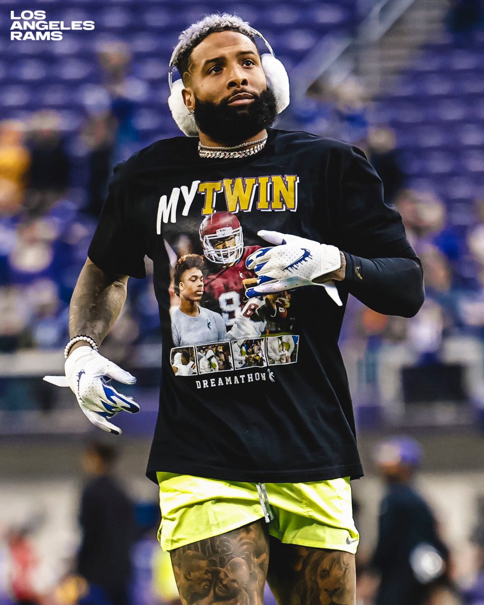 RamsNFL's tweet photo. Shirts geaux crazy.

🐯 @obj + @JJettas2 https://t.co/TsyOxDlE14