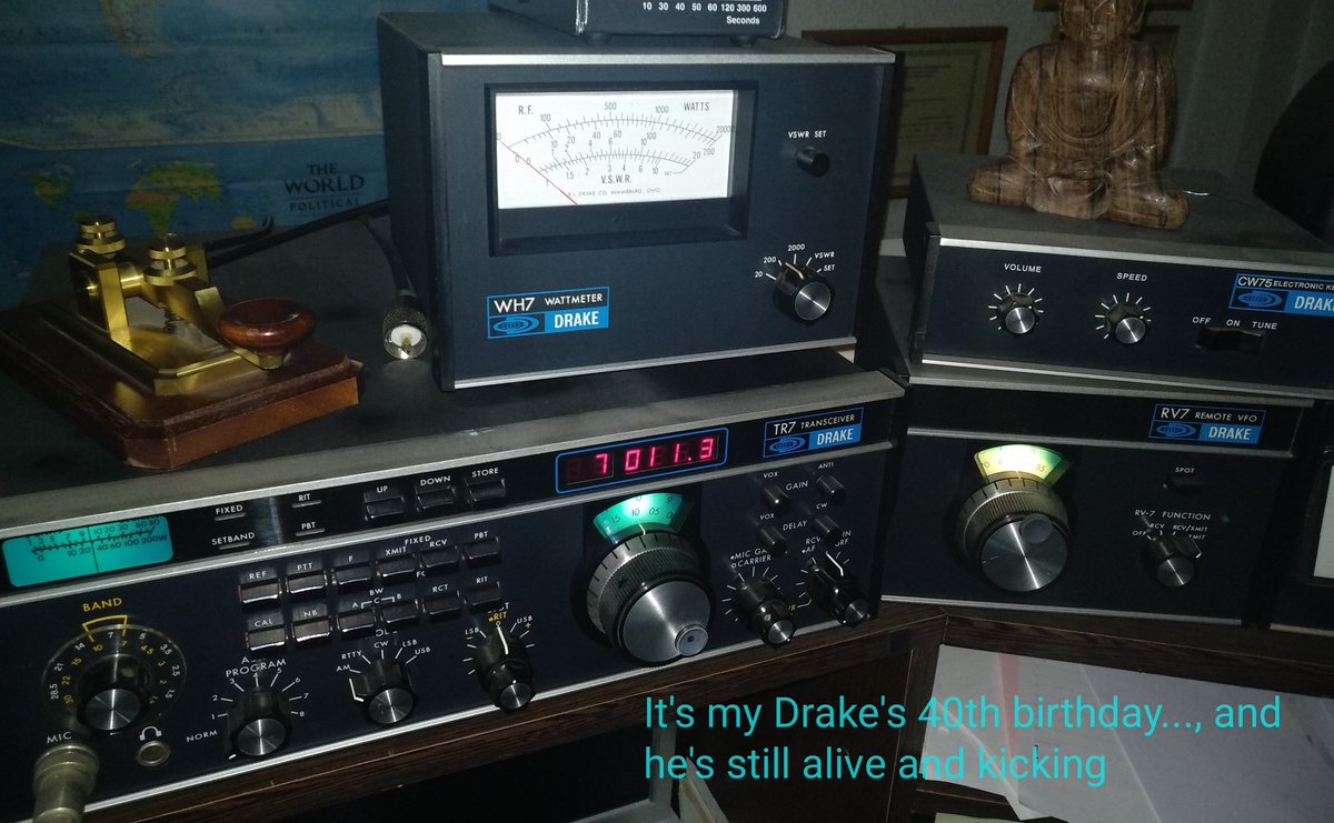 ea5by's tweet image. Happy birthday mate!🎂