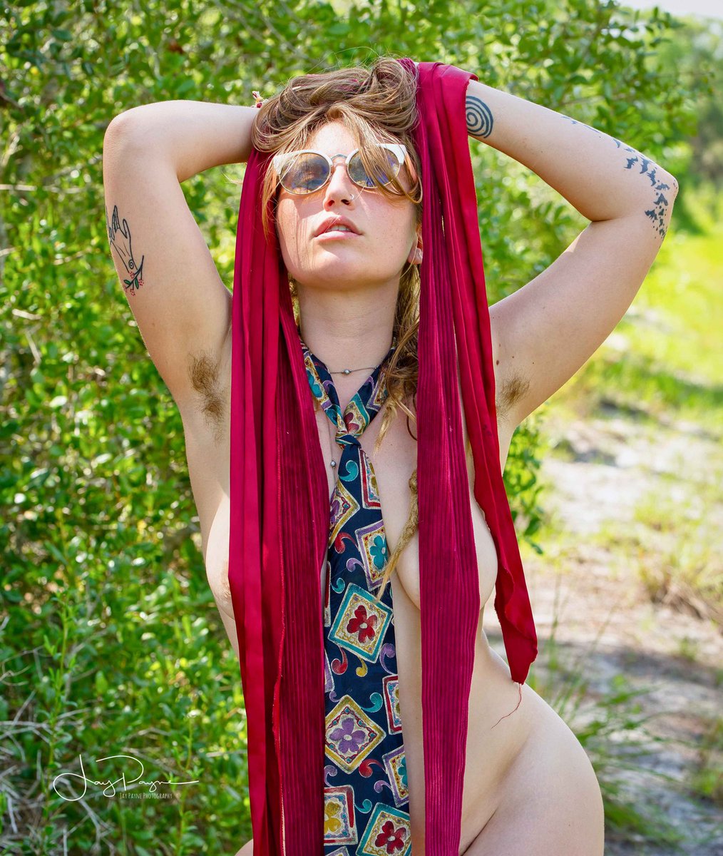 Adafae's tweet photo. Artistic expression body movement is one of my favorite forms of flow. Dancing free nude in nature is my happy place! What’s Your happy place? Lmk in the comments do
Photo cred @Naturaljay1 https://t.co/tVgeqif85M