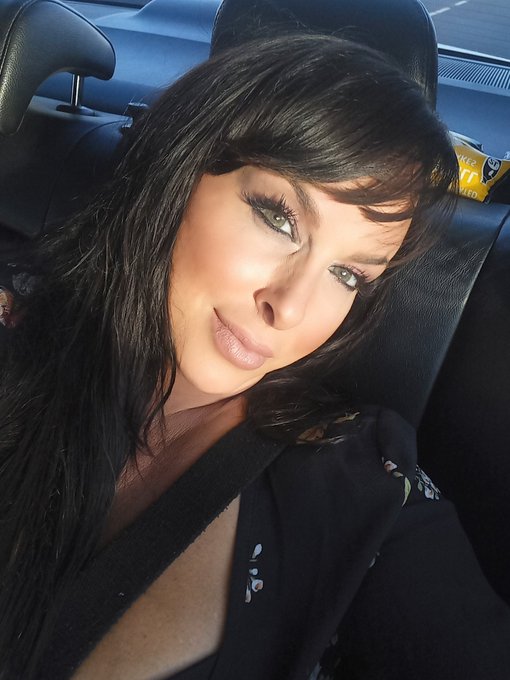 On way to dance,  goldfish here in capetown super excited https://t.co/FiAEpJaUEE