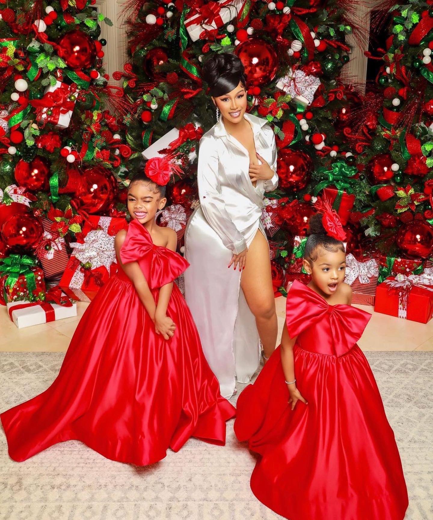 ESSENCE on X: "These pictures of Cardi B and her two angels from Christmas  has become our favorite thing on the internet today. STUNNING! #ESSENCE  https://t.co/clk3kTux9T" / X