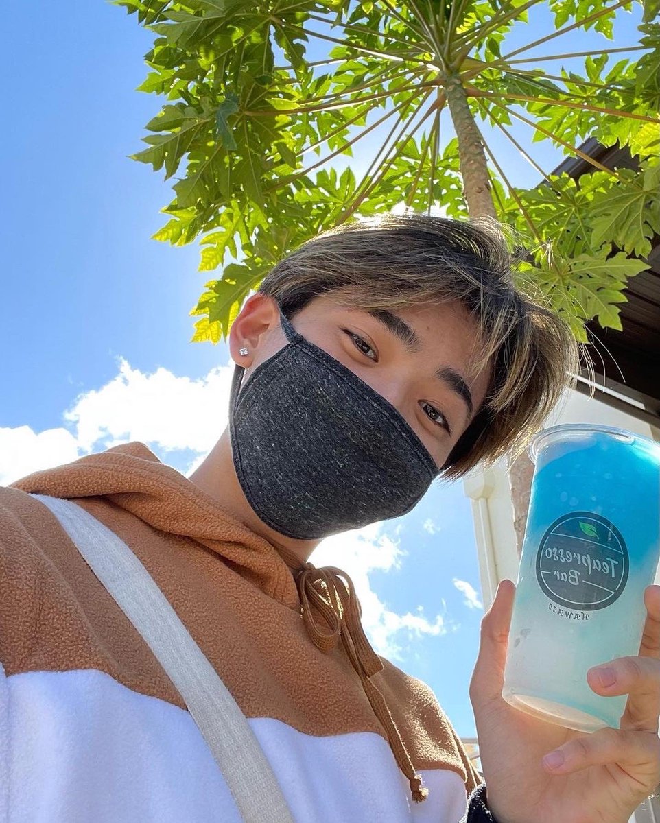 _mjdas_'s tweet photo. Share a pic of your #XRelixir & tag us for a chance to be reshared! Via @xr_devin: Try our new “XR Elixir” (lychee slush) from @teapressobarhawaii now! So delicious and refreshing ❄️
A portion of the proceeds from the XR Elixir drink will go to @keikiokaaina_hawaii! https://t.co/eQrRO4bFrj