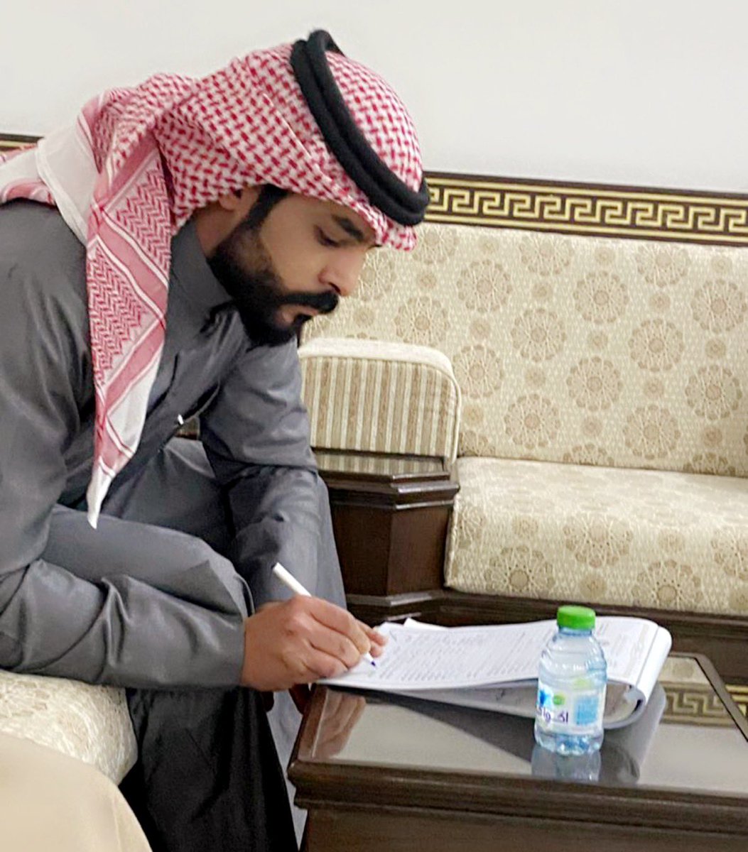 الحمدالله الذي بنعمته تتم الصالحات 
تم بحمدالله تعالى وفضله عقد قرأني

سائلاً المولىٰ عز وجل التوفيق