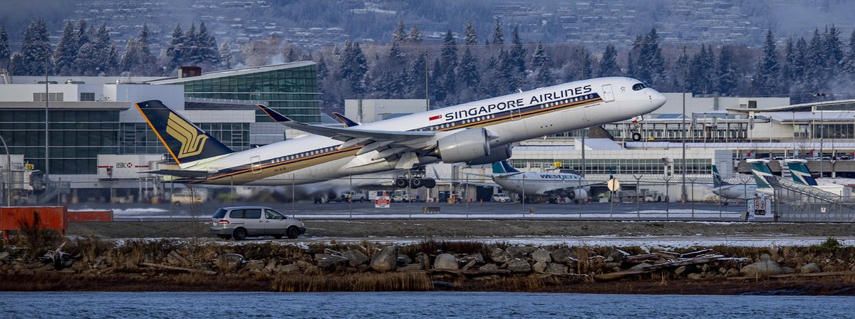 Kent_YVR's tweet photo. SQ29 Leaving Vancouver at 0° C and arriving in Singapore 17 hours later at 31°C 🥰 @SingaporeAir @Airbus #A350 @yvrairport. #yvrspotters #avgeek #9VSJB https://t.co/odcrRPiO0f