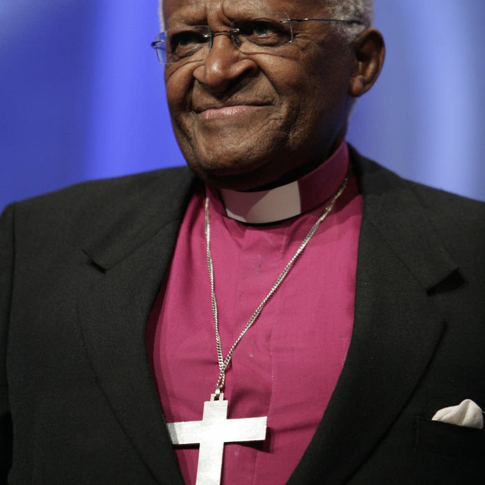 JamesMartinSJ's tweet photo. “I would not worship a God who is homophobic and that is how deeply I feel about this. I would refuse to go to a homophobic heaven. No, I would say sorry, I mean I would much rather go to the other place. I am as passionate about this campaign as I ever was about apartheid.” https://t.co/buMxCNGvzh