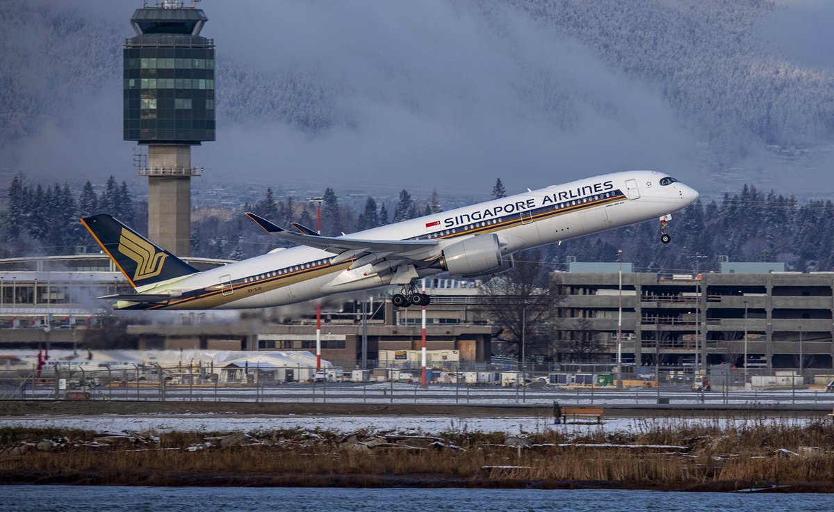 Kent_YVR's tweet photo. SQ29 Leaving Vancouver at 0° C and arriving in Singapore 17 hours later at 31°C 🥰 @SingaporeAir @Airbus #A350 @yvrairport. #yvrspotters #avgeek #9VSJB https://t.co/odcrRPiO0f