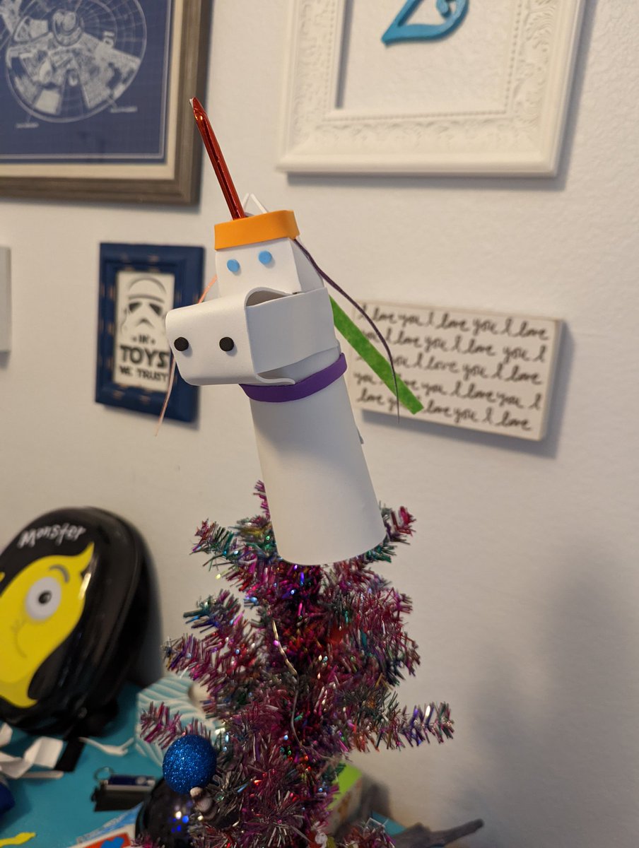 Made my youngest a unicorn tree topper because he asked. Thinking I should make an nft series, includes actual #degenicorn