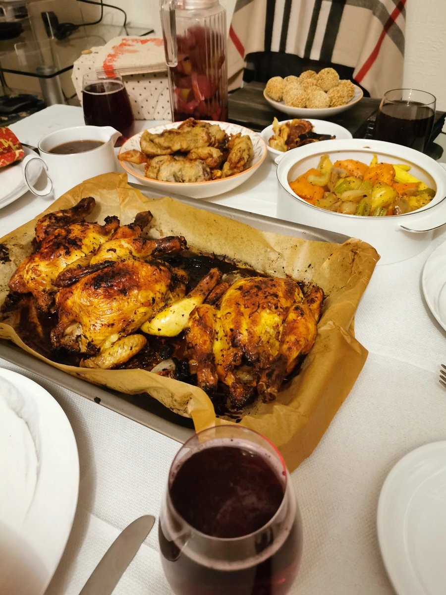 Pretty much still in foodcoma 🐷🐖🐽 #mumscooking