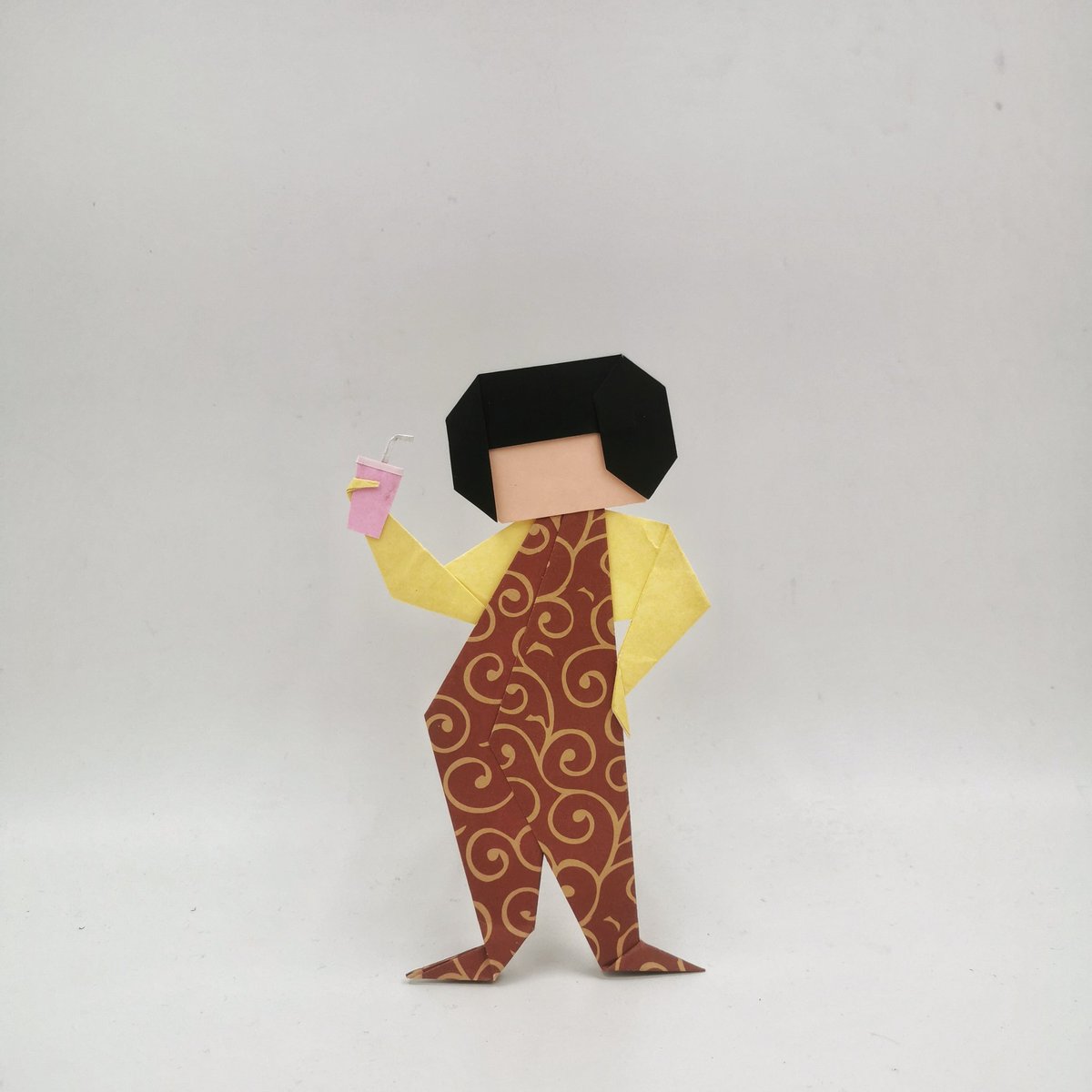 别人吃烤肉
我也吃烤肉
别人喝奶茶
我也喝奶茶
别人80斤
我不说话