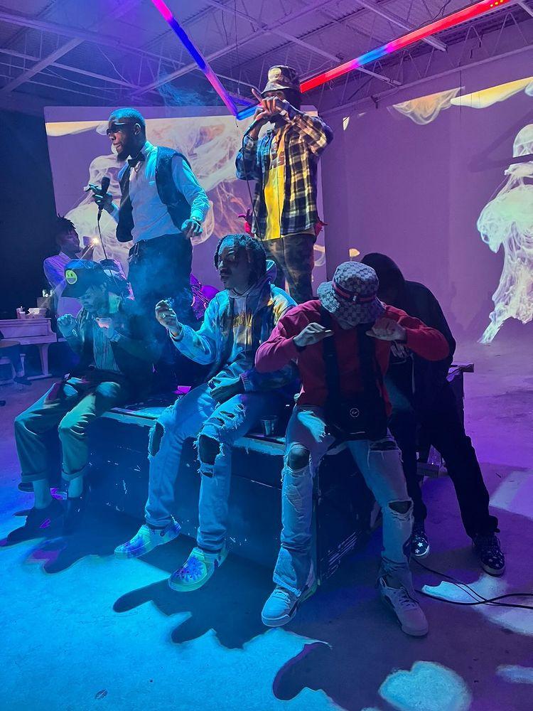 Myrian504's tweet image. Mo Money $hots!