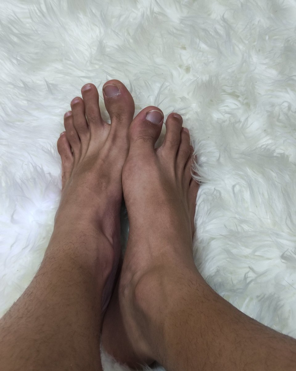 IvaanMaster's tweet photo. lick your pig I want and will have it all, you pig. Open your wallet, that your master is sending you 🤑😈🔥

#cashmaster #footmaster #malefeet #findom #findommaster #paypig #paypigfeetpics #cashking #cashslave #findomgod #alphagod #finsub #domination https://t.co/9ryMcKZXTa