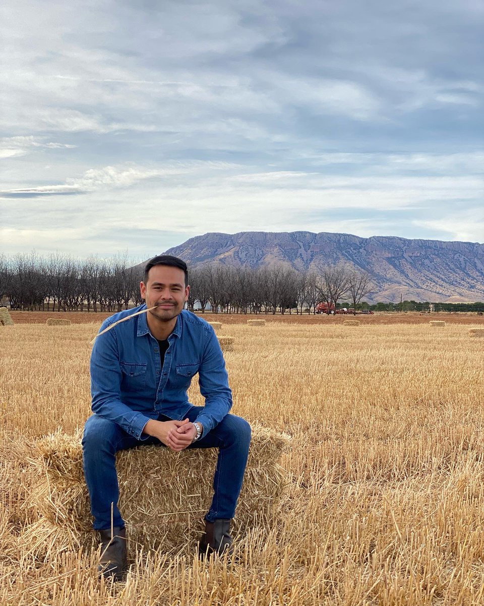 poloperea's tweet photo. Eres mi tierra norteña, india vestida del sol
Brava como un león herido, dulce como una canción
¡Que bonito es Chihuahua! 🌾 #quebonitoeschihuahua #ranchoelcomienzo #chihuahua #cuu #tablemountain #nogales #elestadogrande #representing https://t.co/udBfs3fcQ4
