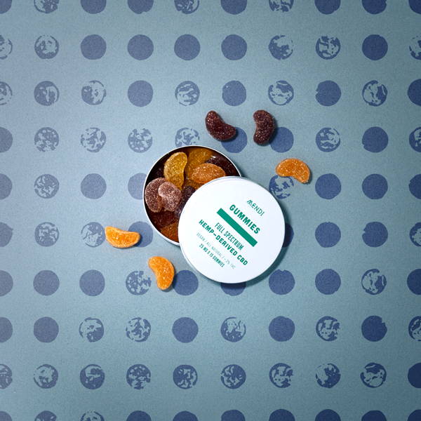 themendico's tweet photo. Daily reminder to grab a Mendi CBD Gummy or two to ward off that holiday hangover and give yourself a little energy boost. #thrivenaturally #recoverbetter #cbdgummies https://t.co/hMyZ262og5