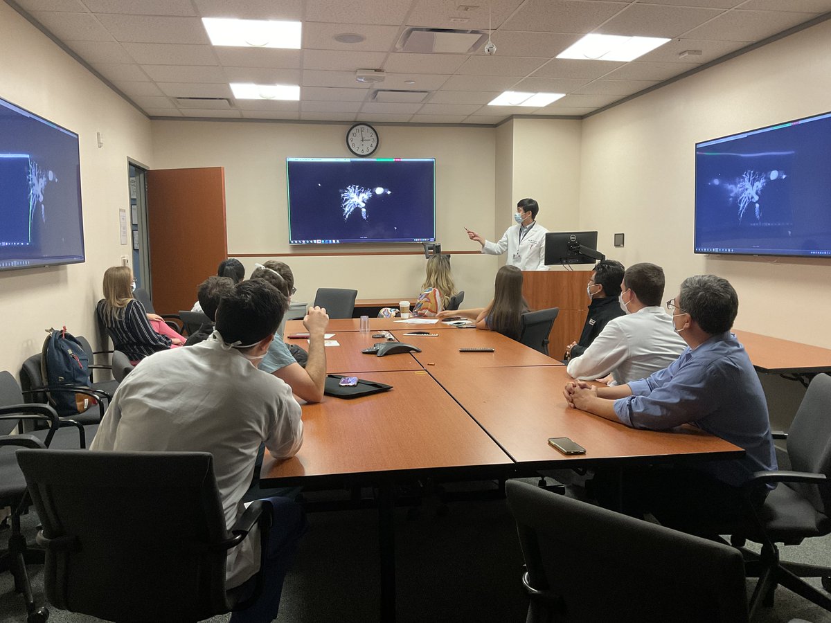 utsystem's tweet photo. ICYMI: Regents #OutstandingTeaching Award winner Ching-Wei Tzeng balances multiple teaching styles for fellows at @MDAndersonNews. "Dr. Tzeng...finds a way to get the absolute best from his trainees and encourages them to become the best surgeon they can be." #UTinServicetoTexas https://t.co/oZTEf13CnI
