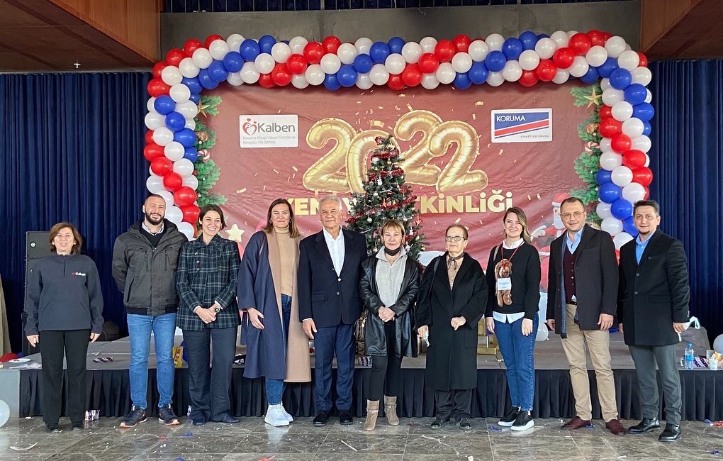 kalbendernegi's tweet photo. Kalben Derneği ve Koruma Şirketler Grubu işbirliği ile 60 çocuğumuzla yeni yıl etkinliğinde bir araya geldik.🎉🎊
Geleneksel yeni yıl etkiliğimizde, bizden bu yıl da  desteklerini esirgemeyen Koruma Şirketler Grubu’na destekleri için teşekkür ederiz.@korumaklor @korumatemizlik https://t.co/A3jGiYQulY
