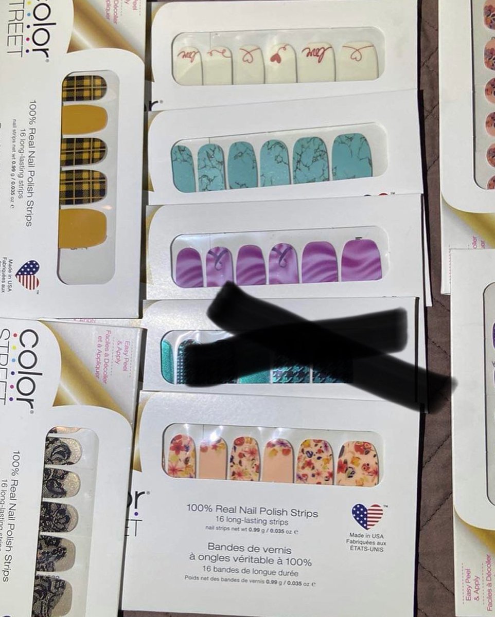 megpie1981's tweet photo. Who wants to try Color Street?!! https://t.co/1XA4MkT917