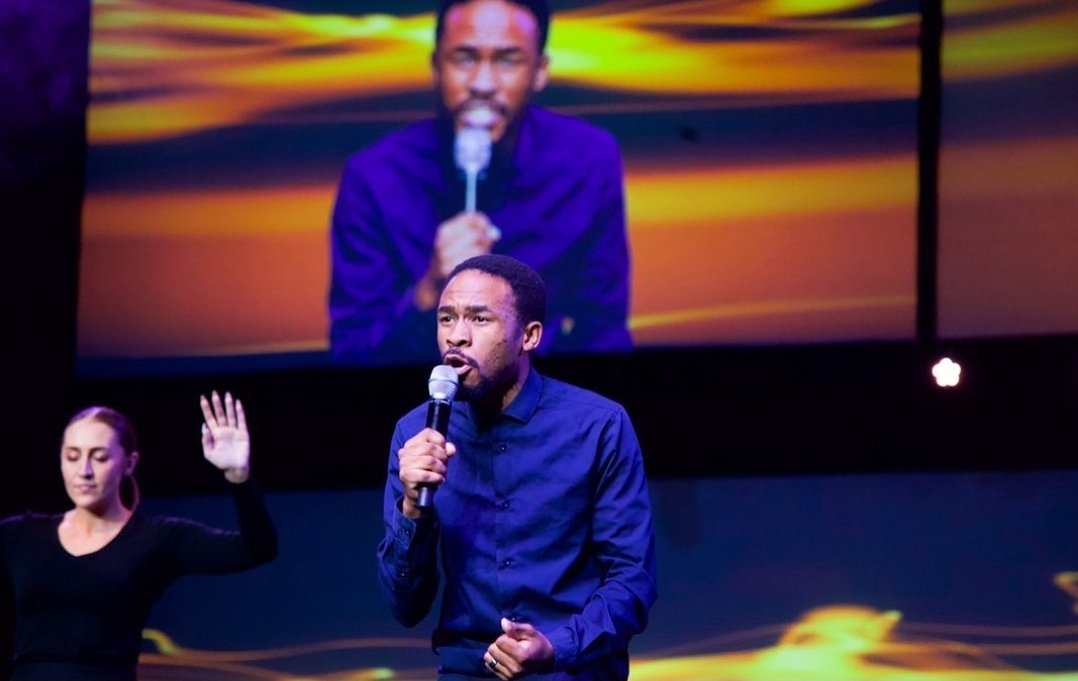 3C_LIVE's tweet photo. "I run into Your arms I believe
You are my Saviour, Lord and King
Here at Your altar I will sing
I am forever Yours."

Forever Yours - Communion with the King album

#3clive #sundayservice #church https://t.co/FzwNOrStdY