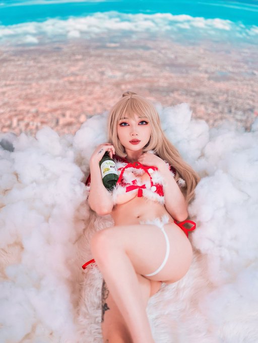 Cloudy with a chance of soju ? https://t.co/X8ULvMsXFE