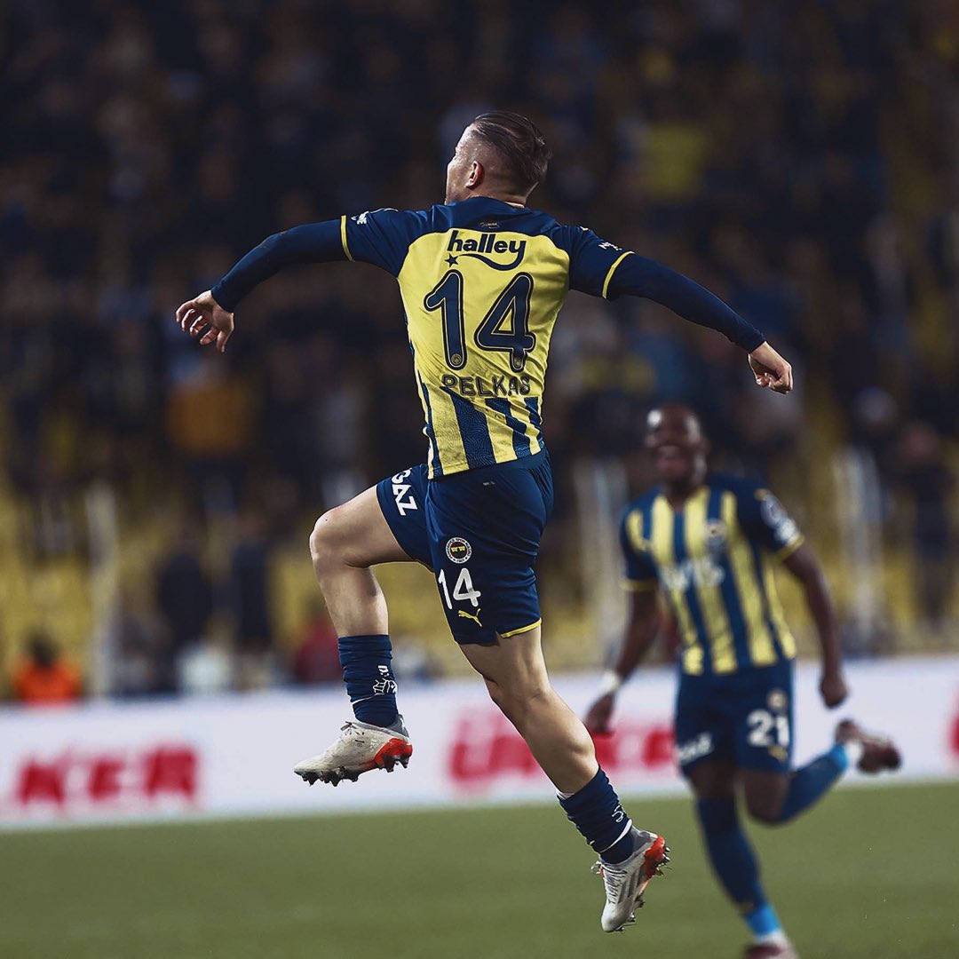 pelkas's tweet photo. I am very happy for the win , feels good to be back on the score line💪 #DP14 #YasaFenerbahce https://t.co/9w0aHtdA5k