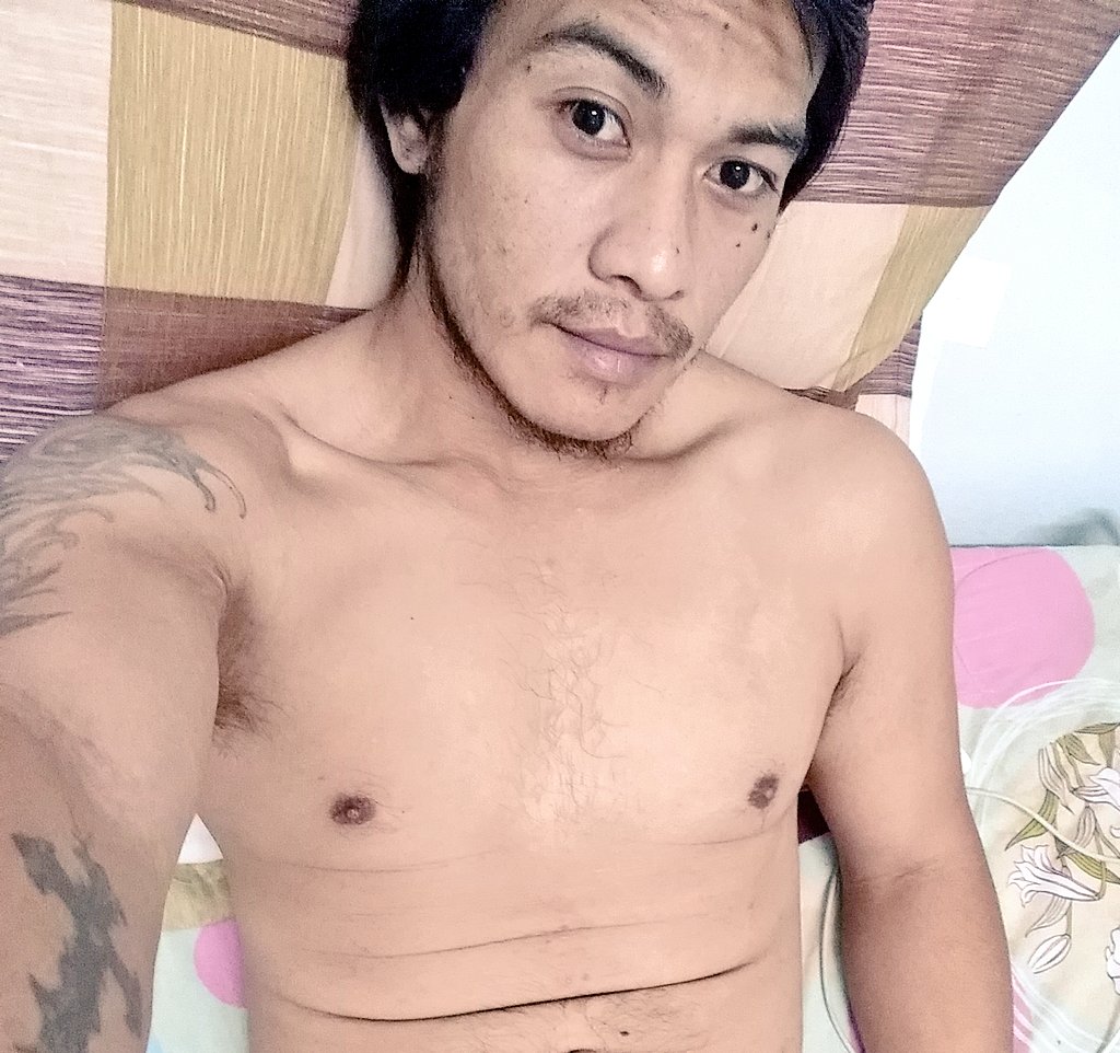 กลับมาแล้วน่ะ..ห่างหายไปพักใหญ่ๆเลย..เหงายุ่เหมือนเคย 😋😋 ทักมาได้น่ะ
#นัดเย็ดดอกคำใต้
#นัดเย็ดพะเยา