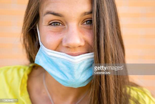 If you are advocating for schools to reopen during omicron, please remember there is a good chance someone like this is sitting next to your kid, maybe 2 feet away. Don’t believe me? Come to my school watch me remind teens 100s of times a day “mask over your nose!”