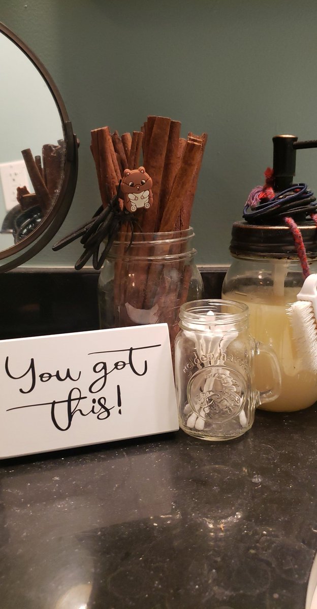 Jenncon72's tweet image. #feelingbold #excitedfortomorrow