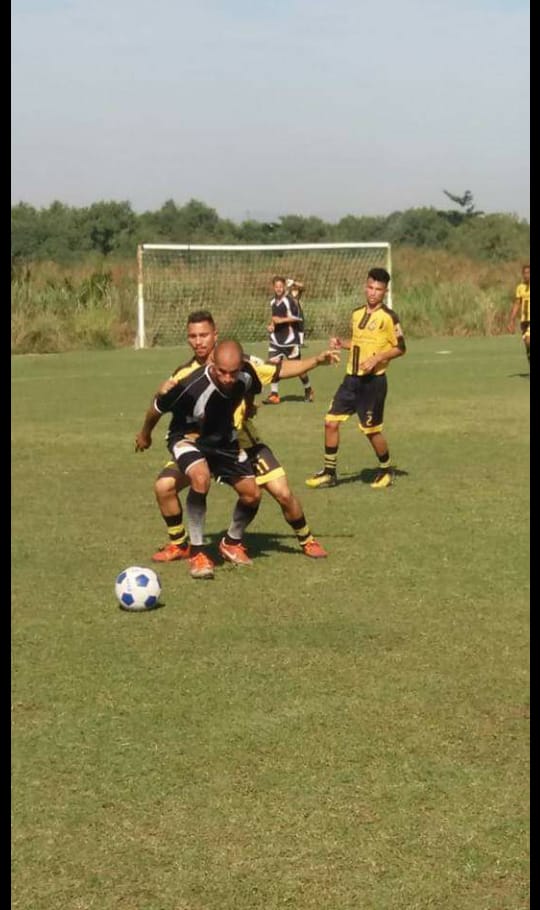 AFESTRELABRANC5's tweet photo. Nesse momento desejamos toda a sorte pro nosso amigo que está passando por essa dificuldade, toda a sorte do mundo pra sair dessa.

E que em nome da família Estrela Branca estamos na torcida pra que ele saía dessa e volte pra casa pra sua família!
🙏❤ https://t.co/MYm9pb2iLE