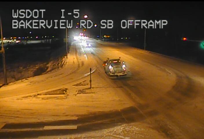 wsdot_north's tweet photo. Happened to catch 4 plows on our Bakerview camera heading out to plow and treat roads in #Belllingham. If you see them out, please give them room to work and remember that they travel slow. https://t.co/O1g9T5hKZT