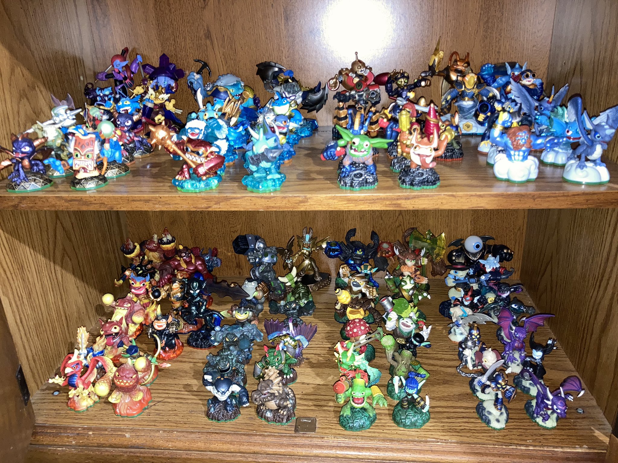 🍊PyGir🍊 on Twitter: "I found my old Skylanders collection while ...