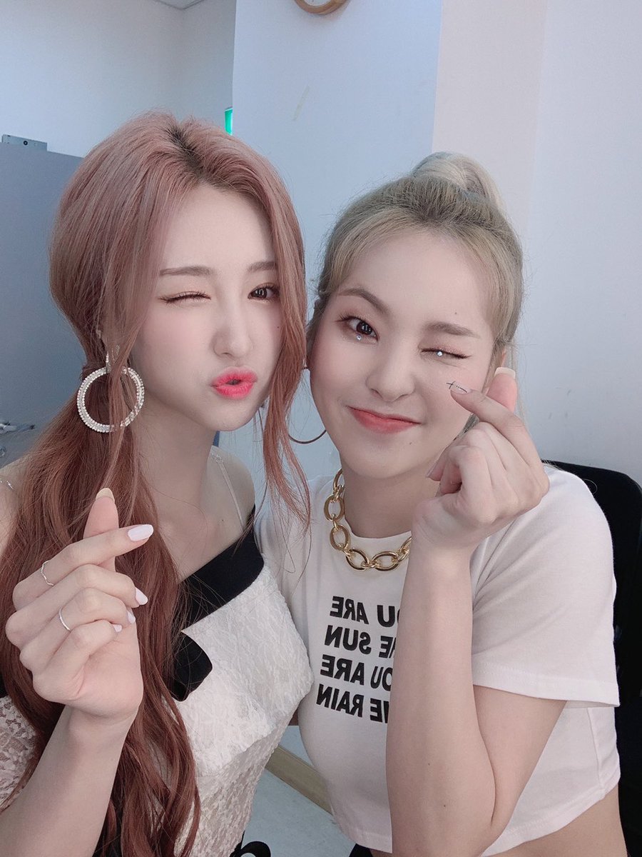 thinkereseo's tweet photo. Happy Birthday to our fairy!! You're amazing 🥺 thanks for being strong!! You're a inspiration to all of us. ily 💗👼

HAPPY TAERYEONG DAY 🎉💖
#FairyTaeryeongDay 
#우리_요정_태령이 
#happyTAERYEONGday https://t.co/pgiXnch6Qj