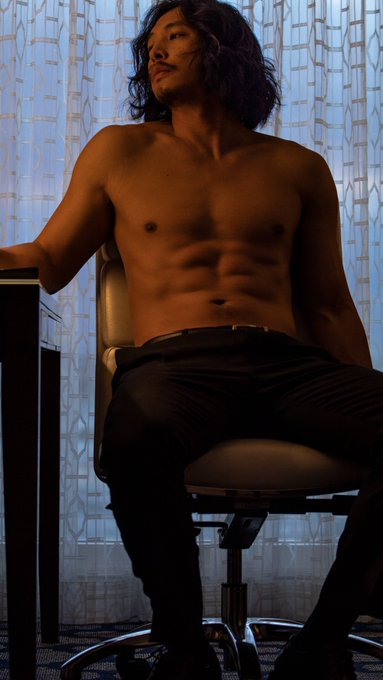 Christmas might be over now but you can still sit on my lap and tell me what you want 😉 https://t.co