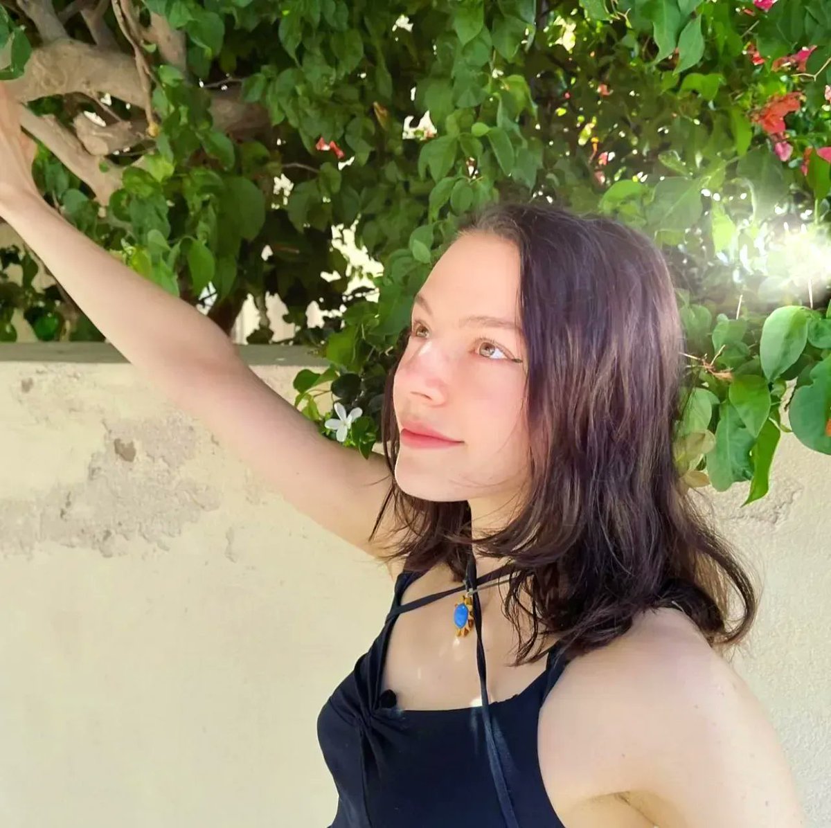 Mereshas's tweet photo. How are Christmas?  Any good presents? https://t.co/DD2ceMd6FP