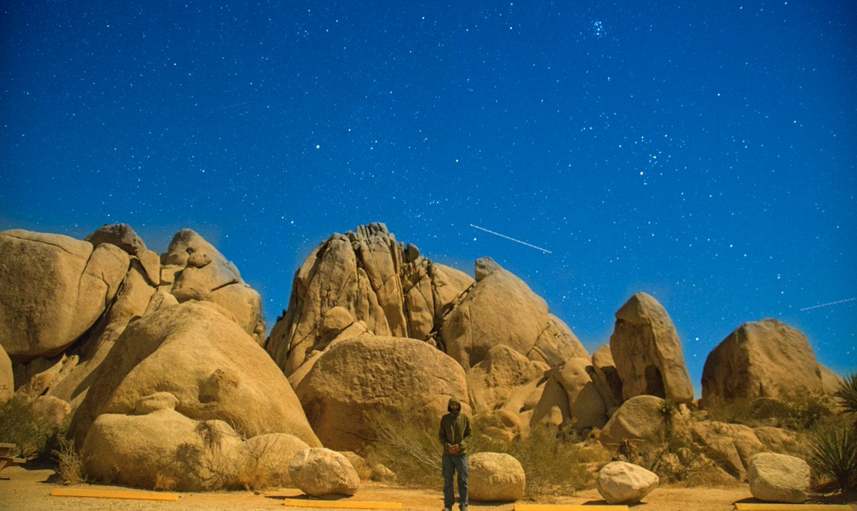 KunalMehraPhoto's tweet photo. Look again at that dot. That's here. That's home. That's us - #CarlSagan
Feeling at home in #JoshuaTreeNationalPark on a quiet December night. #PaleBlueDot #SplitRockTrailhead #JoshuaTreeStars #Gratitude #DesertStars
https://t.co/qdKxuCyGVm https://t.co/LCeW1bgzCo