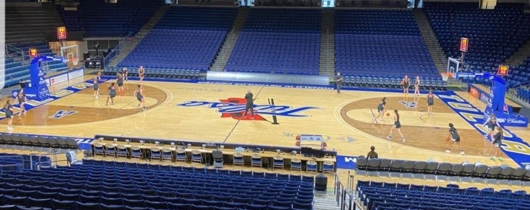 📢 <a href="/NHSWBB/">Norman High Girls Basketball</a> has just arrived in Tulsa for the Tournament of Champions!🏀 Ready to put in some work! THANK YOU @TUWBasketball 🌀for allowing us to come and get a workout in!! We appreciate the hospitality!!🙏💙🧡

<a href="/Angienelp/">Angie Nelp</a> <a href="/Sydni_Means/">Sydni Means</a> <a href="/TalbyJustus/">Talby Justus</a> <a href="/dodiedunson/">Dodie Dunson II</a>