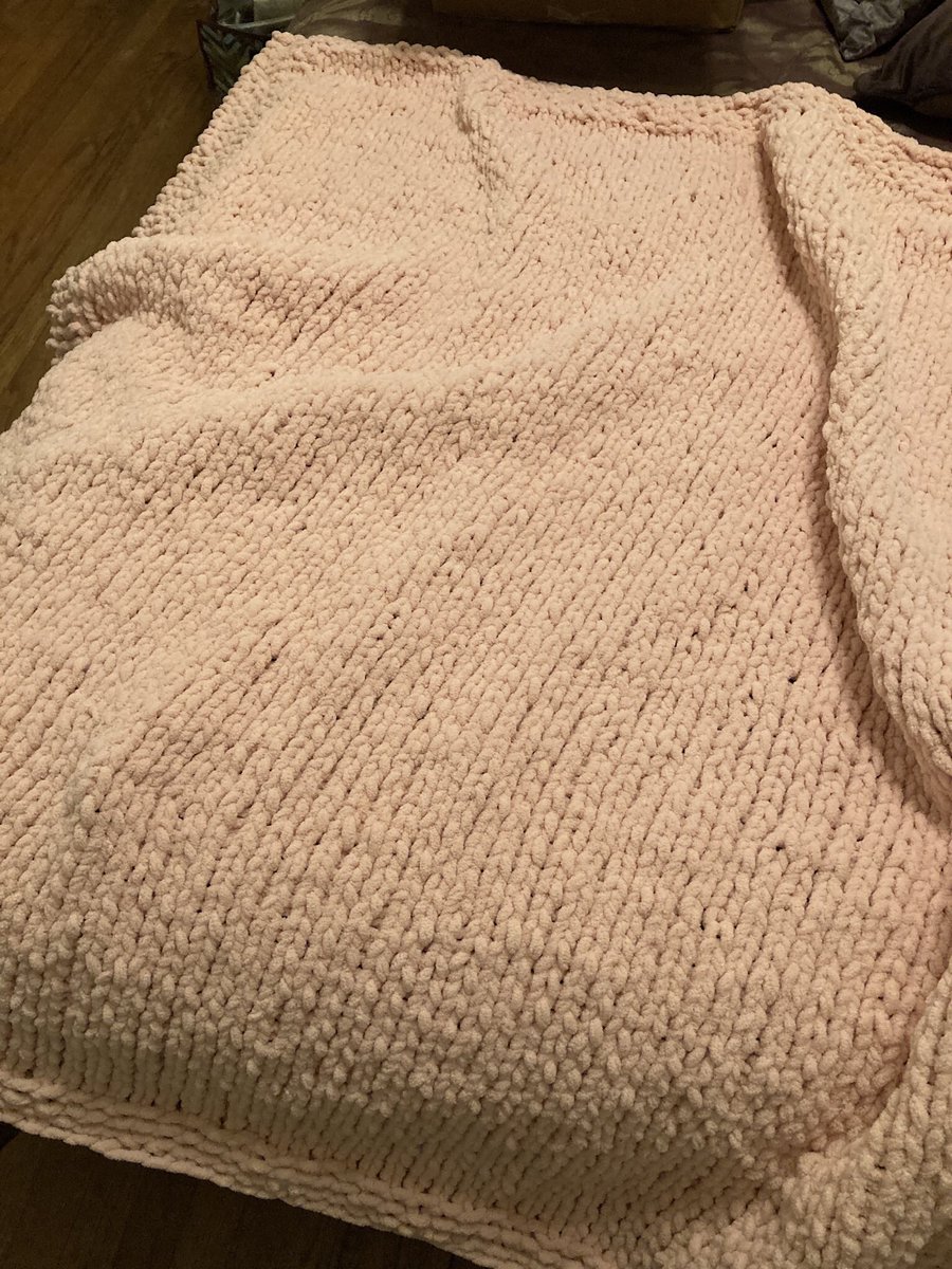AKnitters's tweet photo. My handmade Christmas gifts were quite a hit this year. #handknitted #knittedChristmas #writerswhoknit https://t.co/zd804GMQkY