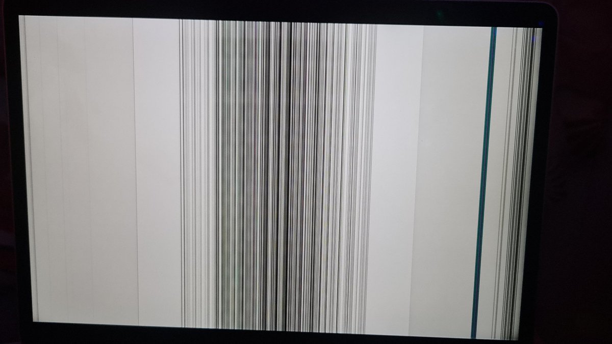 lozzastweets's tweet photo. @CurrysServices I bought a new Mac for someone for Christmas. It has been used for just a few hours before we got this screen which! Nothing will fix it. Please advise. https://t.co/mwjQdvKtiW