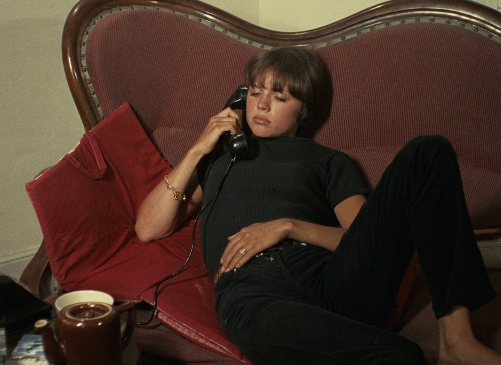 FabioMatteuzzi's tweet photo. #HaydéePolitoff dans #Lacollectionneuse (1967), dir. #ÉricRohmer #nouvellevague #60smovies #60sfilm #cinemafrançaise @EvaArriagaD @CannesVibe @MissOtt @PascalBehague @FoudePicardie @Kev__68 @canadiangirljen @GAleixx @EvaAutor1 @LeonXXI_MX @TheCinesthetic https://t.co/GHDwiDkDnR