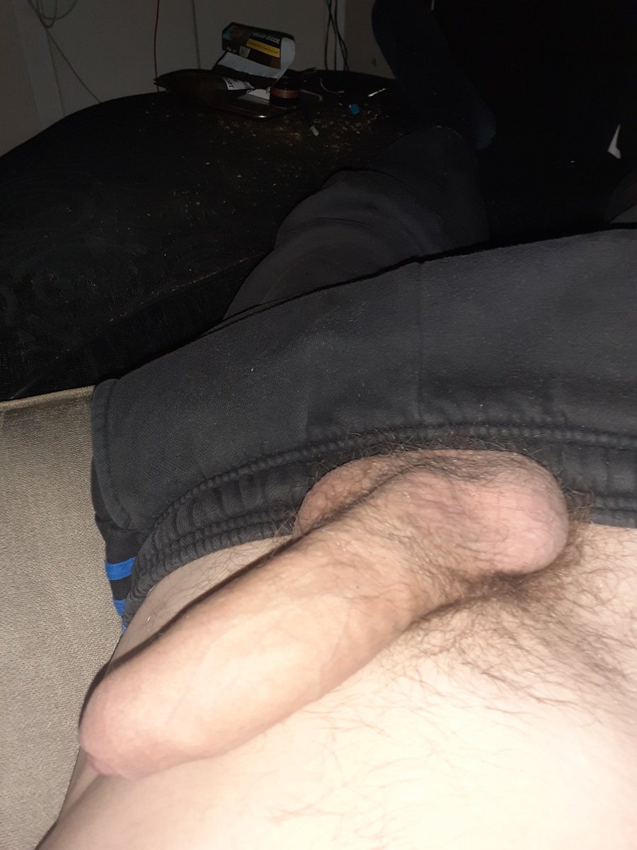 567832bi's tweet photo. #quickplay #masterbate #horny #dmme #wankchat https://t.co/FQa28xrZ9u