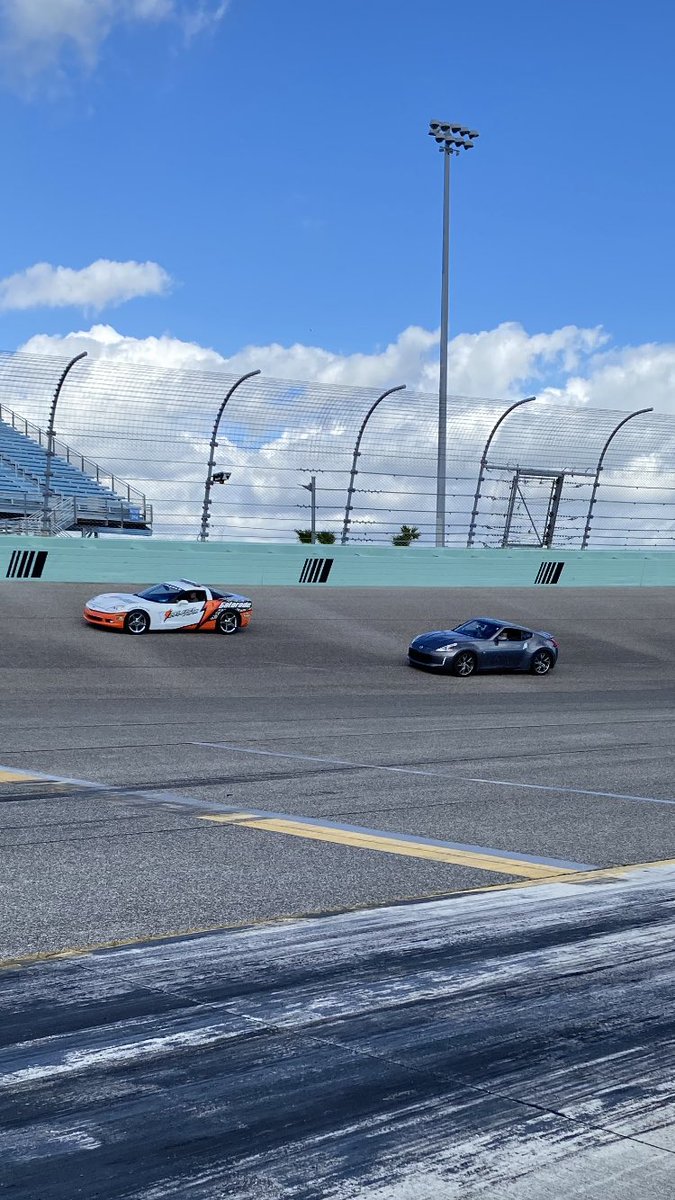 XRPRatz's tweet photo. My brother and I got a chance to take his car on homestead 🔥🔥🔥 videos later ✅✅✅ #homestead #speedway #homesteadspeedway #Miami #nissan370z #NASCAR https://t.co/TXcY7gk0vT