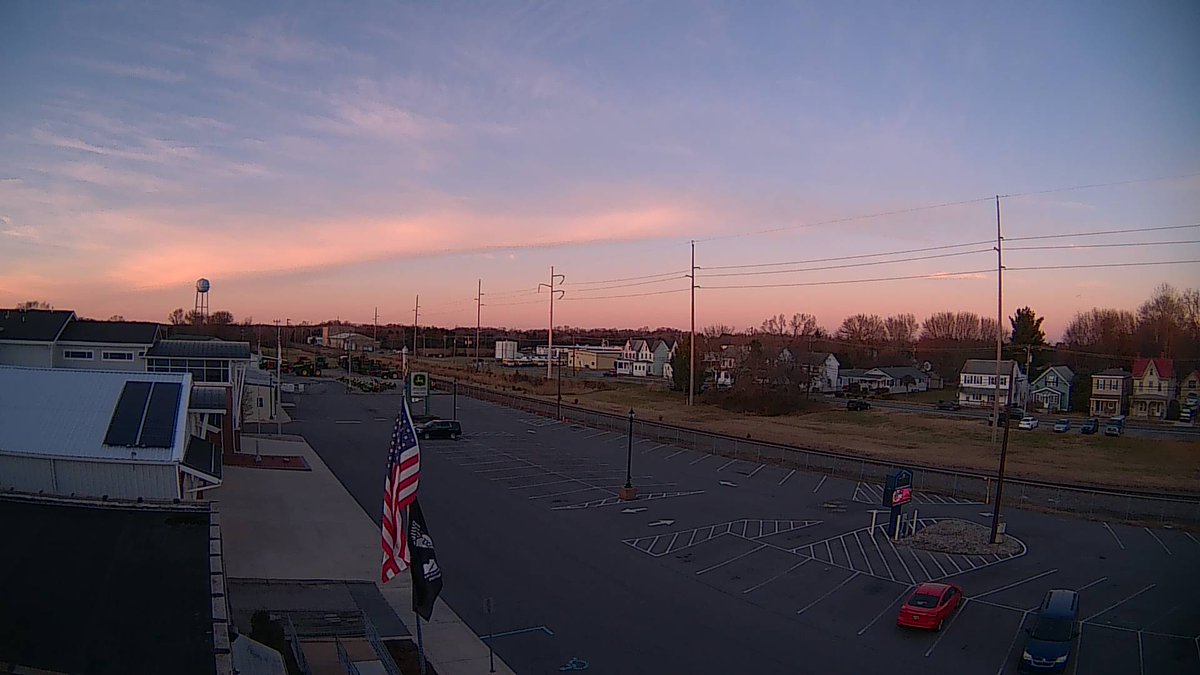 Clayton Fire Co at sunset and it's 52.4 F. https://t.co/VCVuoQOUIb