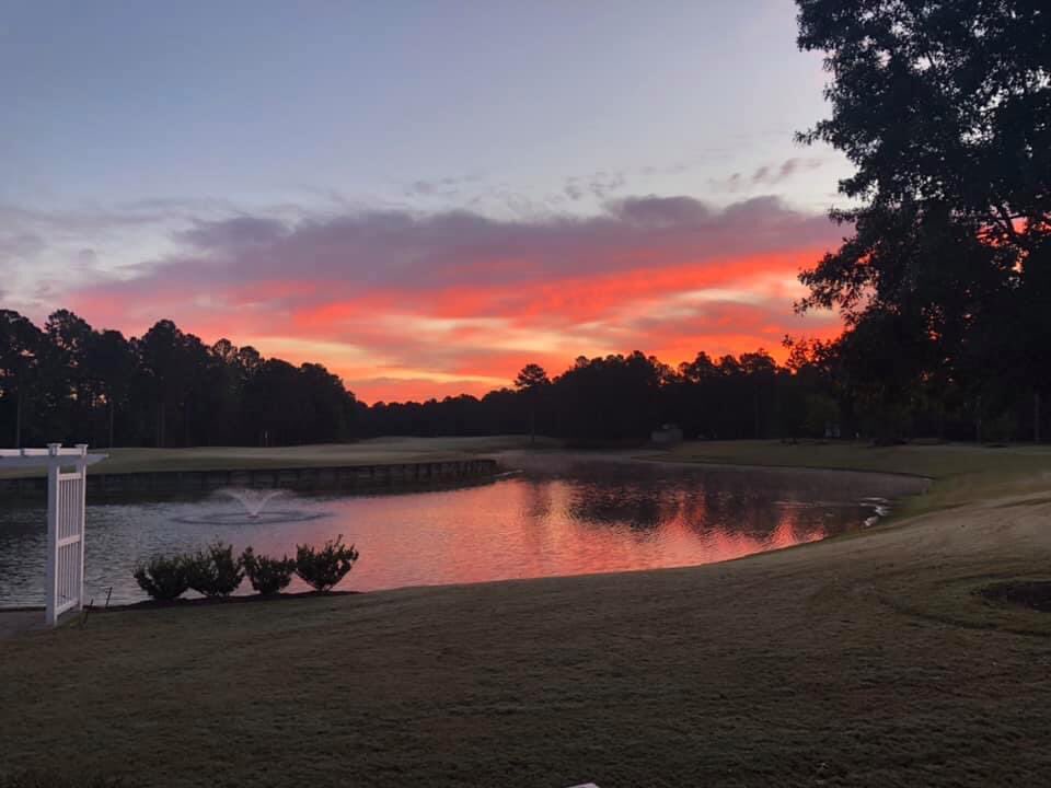 CarColoursComm's tweet photo. Beautiful weather is in store for us this week! Book your tee time now! #warmweather #golfcourse #carolinacolours https://t.co/MjNkfYPelr