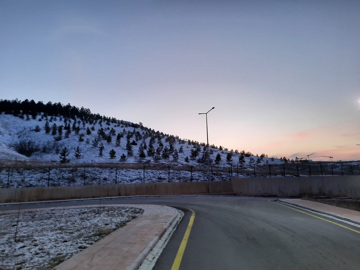 Çektiğim cefanın canı sağolsun şu sefanın güzelliğine bak demeyi nasip et Allahım.