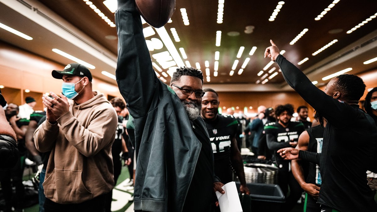 nyjets's tweet photo. He's made seven stops across his 24-year coaching career. And today he gets his first win as a head coach.

So happy for you, Coach Middleton 👏 https://t.co/Q7hjY2MoXO