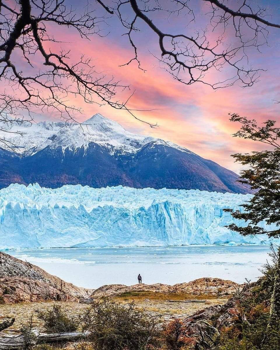 turisargentina's tweet photo. ¡Sublime!
Parque Nacional los Glaciares 🙌🏻💙🇦🇷

Foto de @globalpeaks https://t.co/9eynzlKkOM